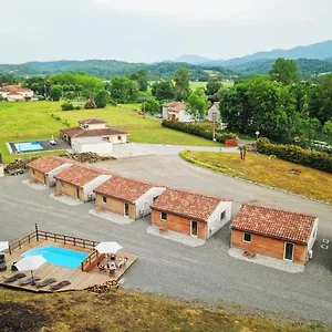 https://chaletdesilles.midi-pyreneeshotels.com